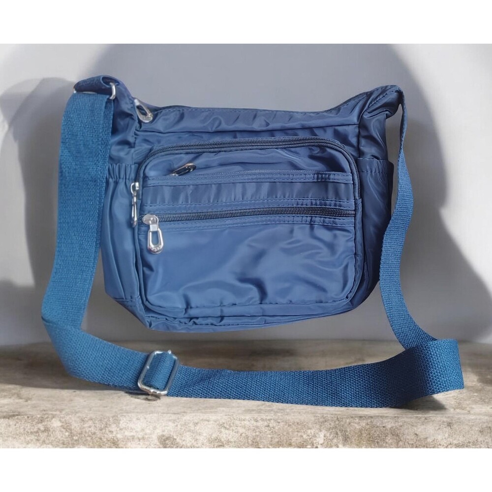 NOTAG Crossbody Bag Medium Dark Blue Nylon Zip Pockets Travel Organizer Purse 1x